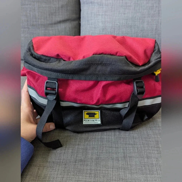 Mountainsmith Dog Pack Medium Red and Black Size Medium - Picture 3 of 5